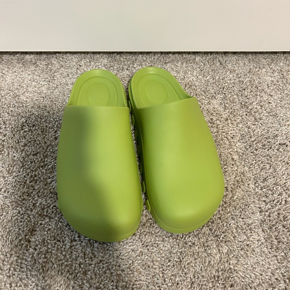 Green Slip-On Clogs FP Movement 35/36